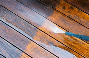 Deck Cleaning Pro in Clear Lake 