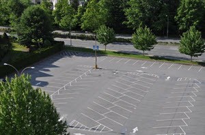 Parking Lot Cleaning Service in Alvin